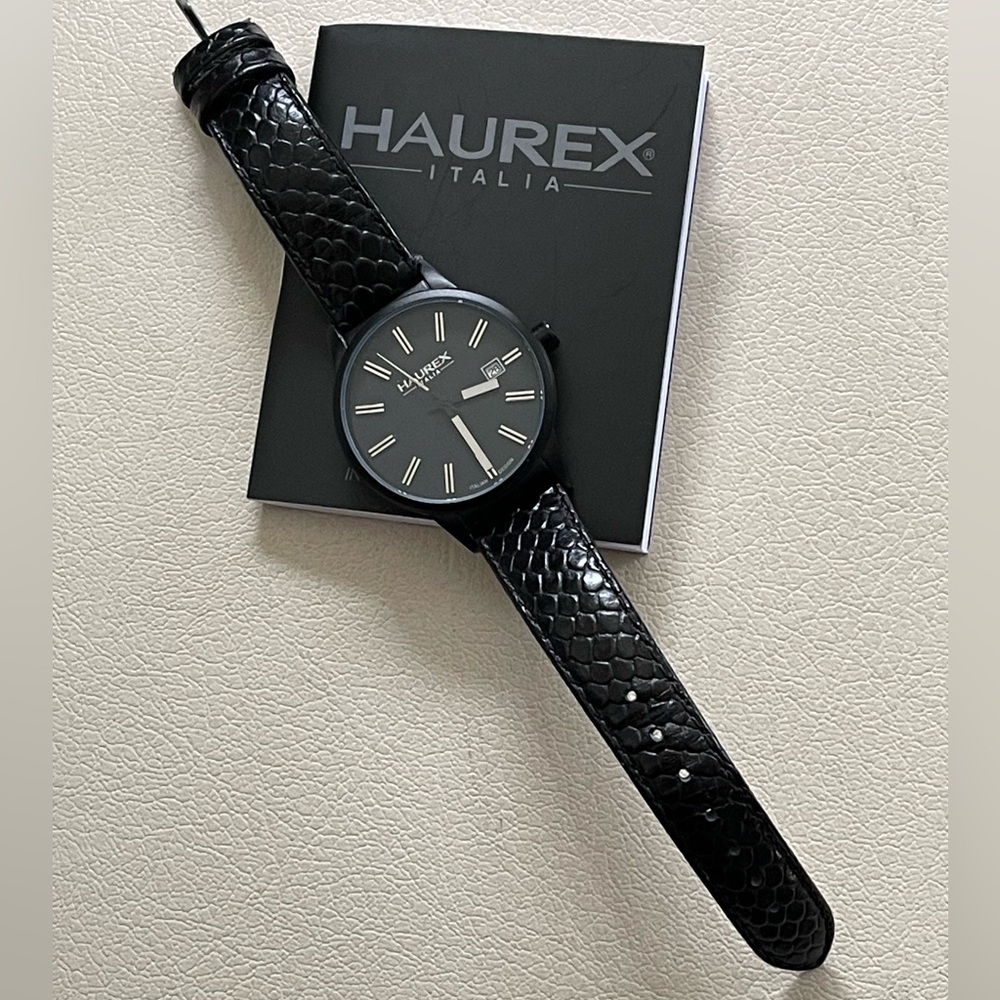 Haurex Italian design watch